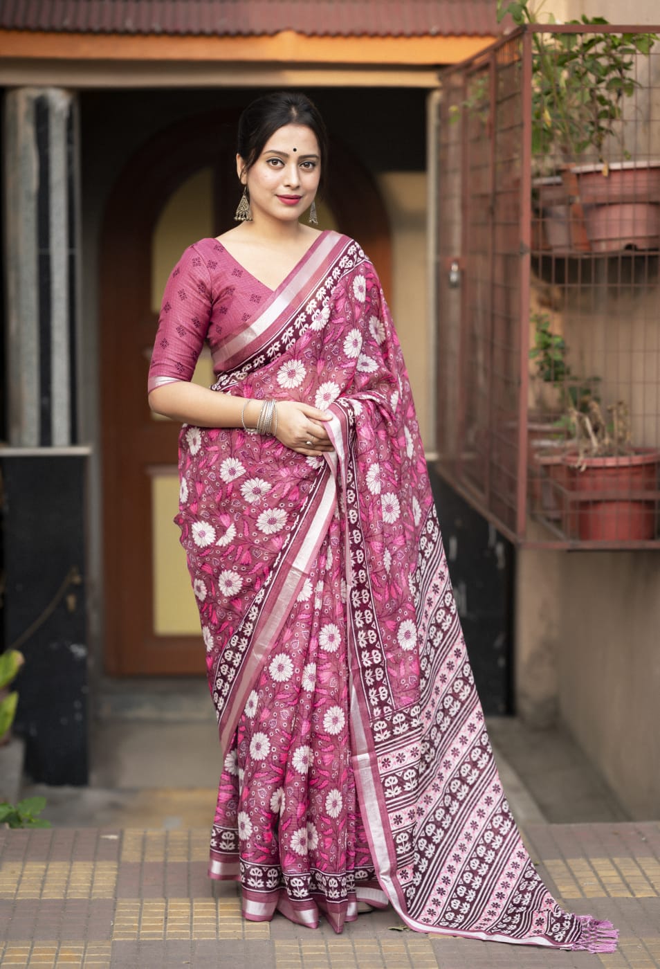 Soft Kota Doria Saree with Zari Pattu Border & Tassel-Embellished Pallu