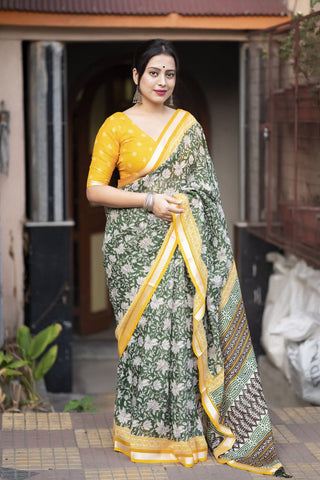 Soft Kota Doria Saree with Zari Pattu Border & Tassel-Embellished Pallu