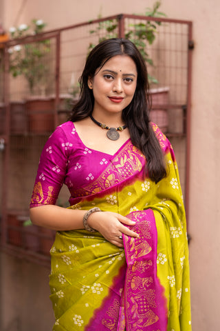 Parrot Rani Premium Bandhani